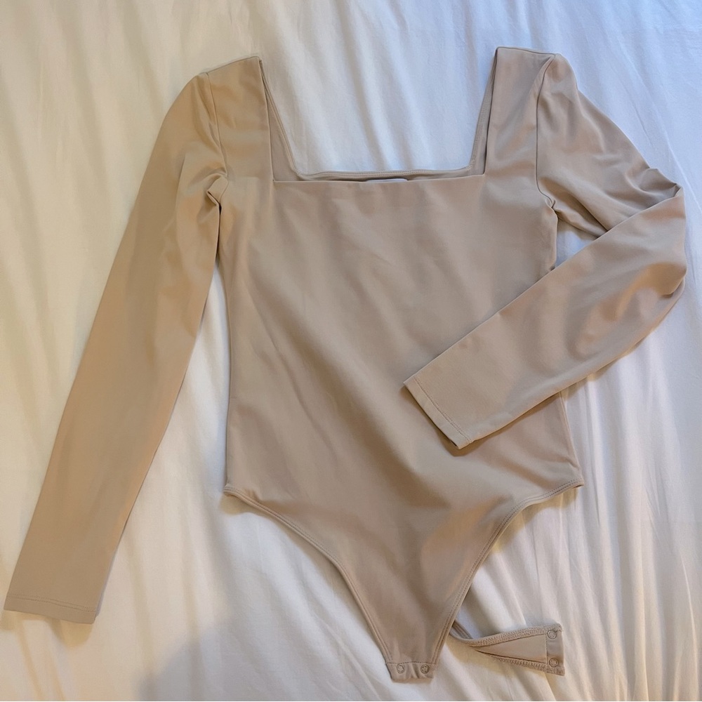 Babaton Long-Sleeve Square Neck Tan Bodysuit size Large